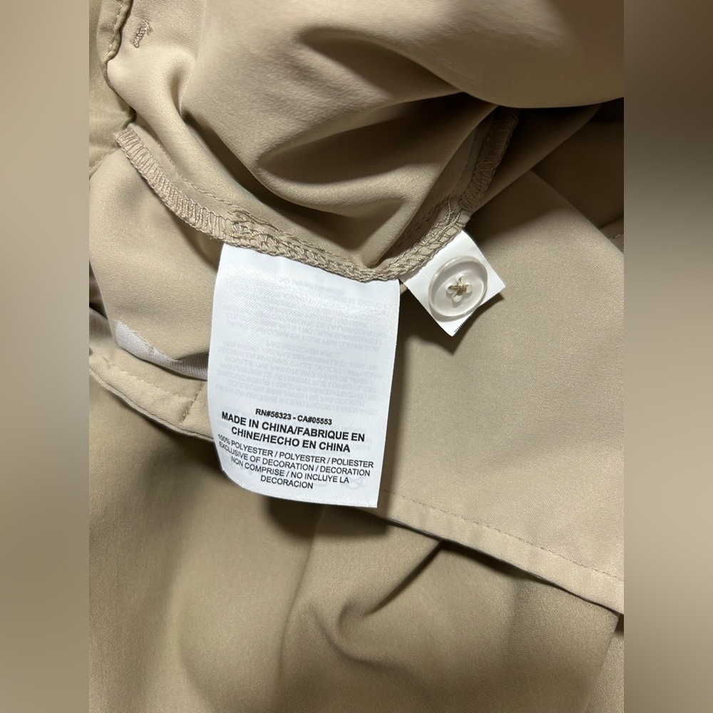 Size 12 Nike golf shorts, Bermuda shorts - Picture 7 of 11